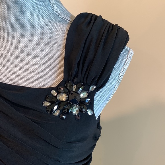 Scarlett nite dress - Picture 2 of 12